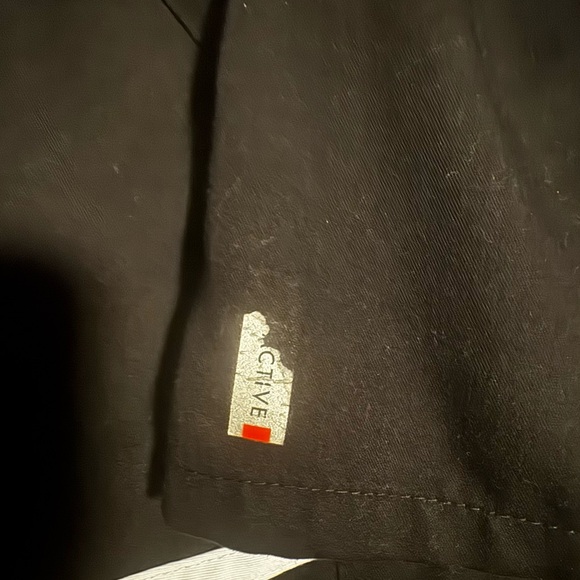 Grey's Anatomy Active Black & White Women’s Scrub Top Size Medium - Picture 4 of 5